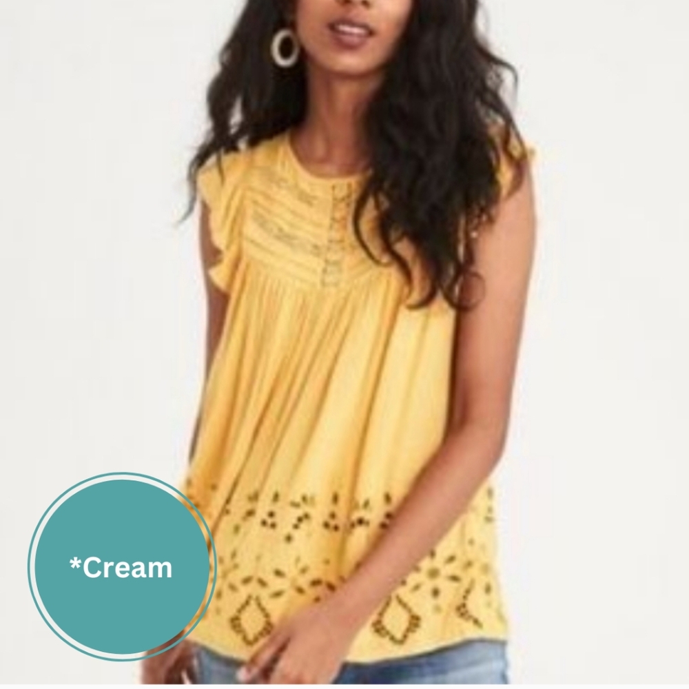 3/$20! American Eagle Eyelet Ruffle Sleeve Blouse